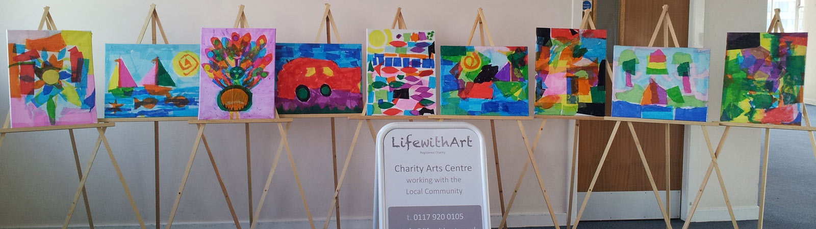 Art displays by people with mental health, 